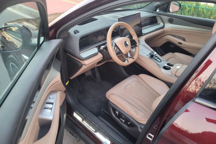 Used Denza N7 2023 Long-Range Performance Max Edition Interior 4