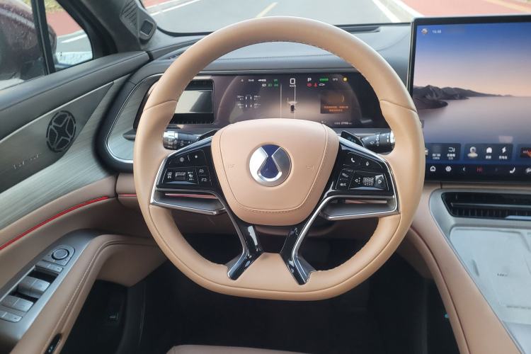 Used Denza N7 2023 Long-Range Performance Max Edition Interior 4