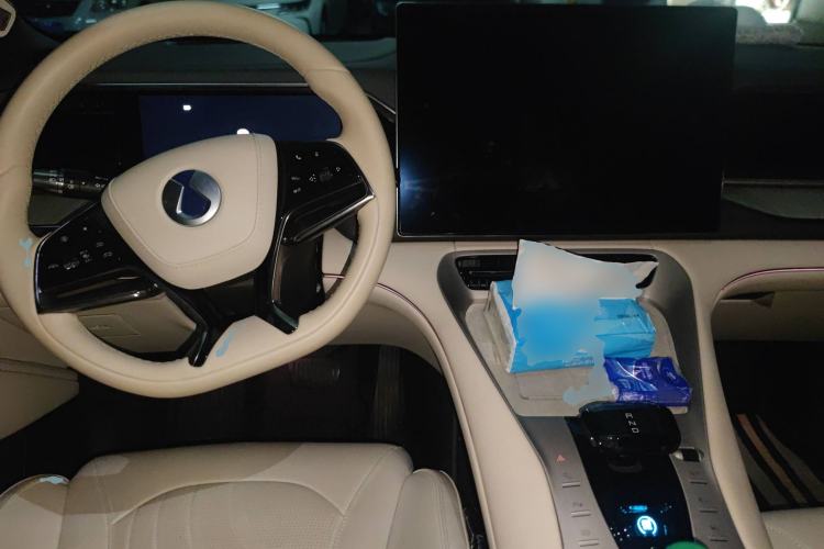 Used Denza N7 2023 with Ultra-Long Range Center Console