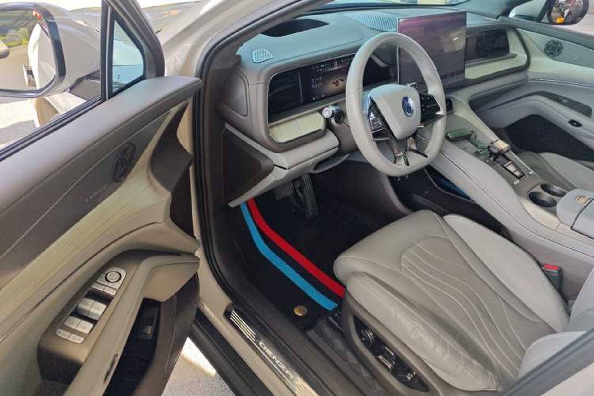 Used Denza N7 2023 Long-Range Performance Edition Driver Seat