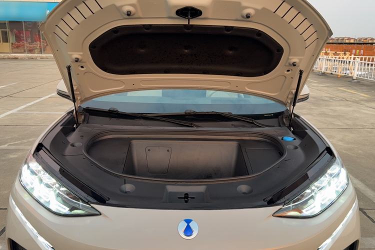 Used Denza N7 2023 with Ultra-Long Range Engine Bay