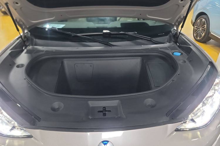 Used Denza N7 2023 Long-Range Performance Max Edition Engine Bay