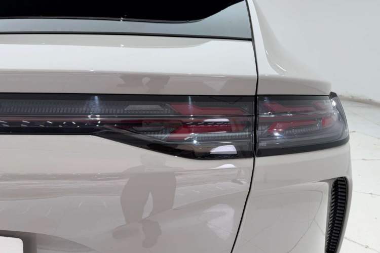 Used Denza N7 2023 Long-Range Performance Edition Exterior 7