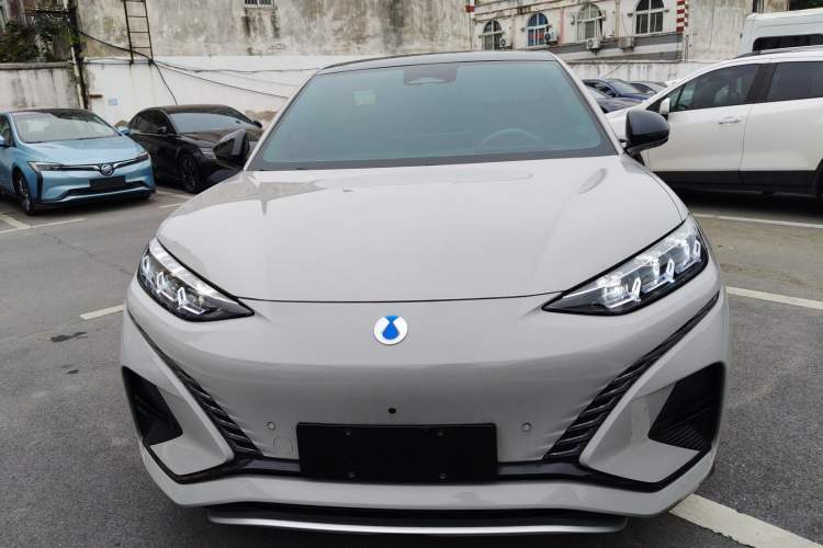 Used Denza N7 2023 Long-Range Performance Edition Front