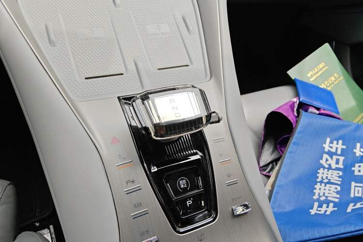 Used Denza N7 2023 with Ultra-Long Range Gear Lever