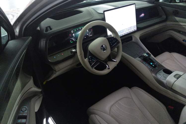 Used Denza N7 2023 with Ultra-Long Range Interior 3