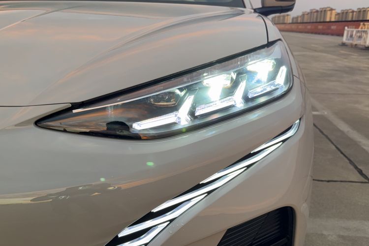 Used Denza N7 2023 with Ultra-Long Range Left Front Headlight