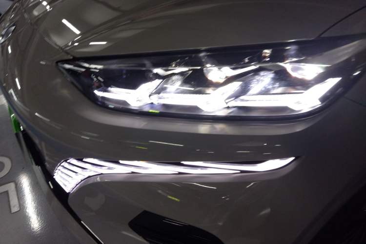 Used Denza N7 2023 with Ultra-Long Range Left Front Headlight