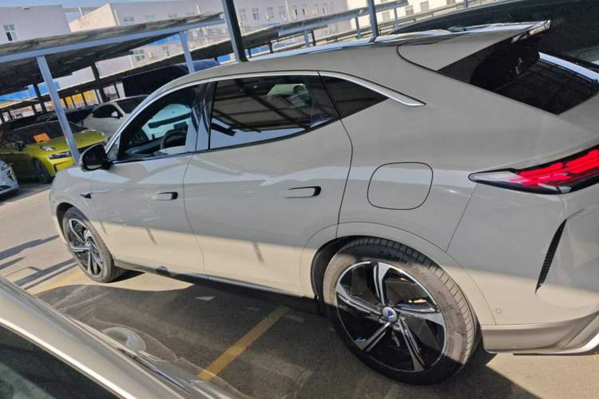 Used Denza N7 2023 Long-Range Performance Edition Left Side