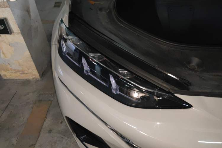 Used Denza N7 2023 with Ultra-Long Range Right Front Headlight