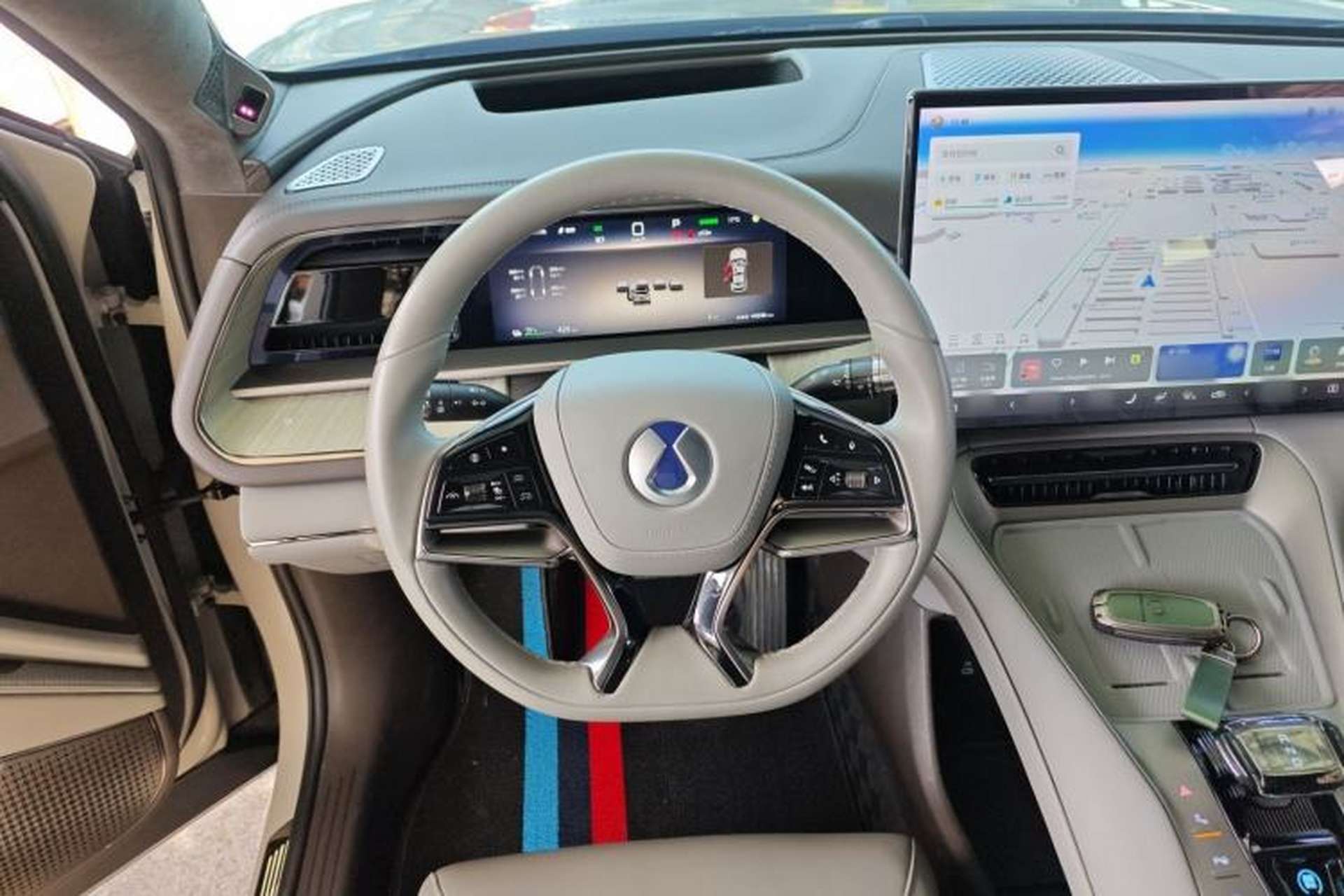 Used Denza N7 2023 Long-Range Performance Edition Steering Wheel