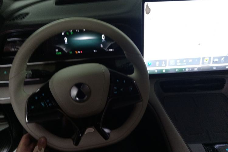 Used Denza N7 2023 with Ultra-Long Range Steering Wheel