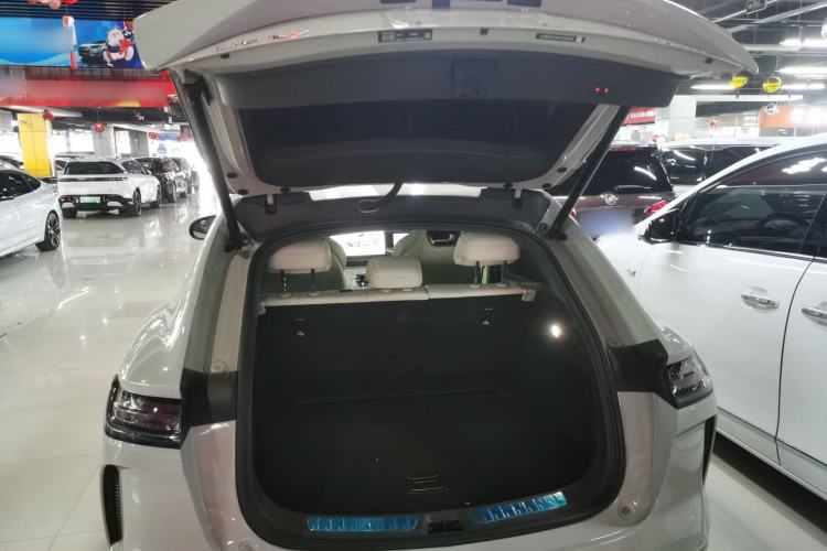 Used Denza N7 2023 Long-Range Performance Max Edition Trunk