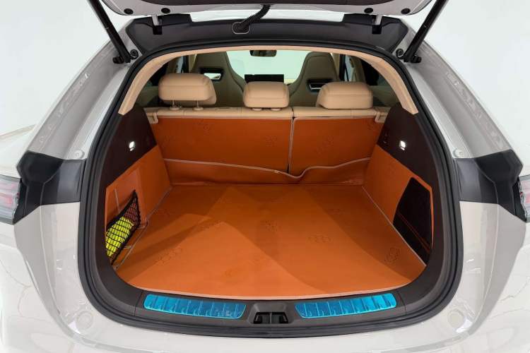 Used Denza N7 2023 Long-Range Performance Edition Trunk