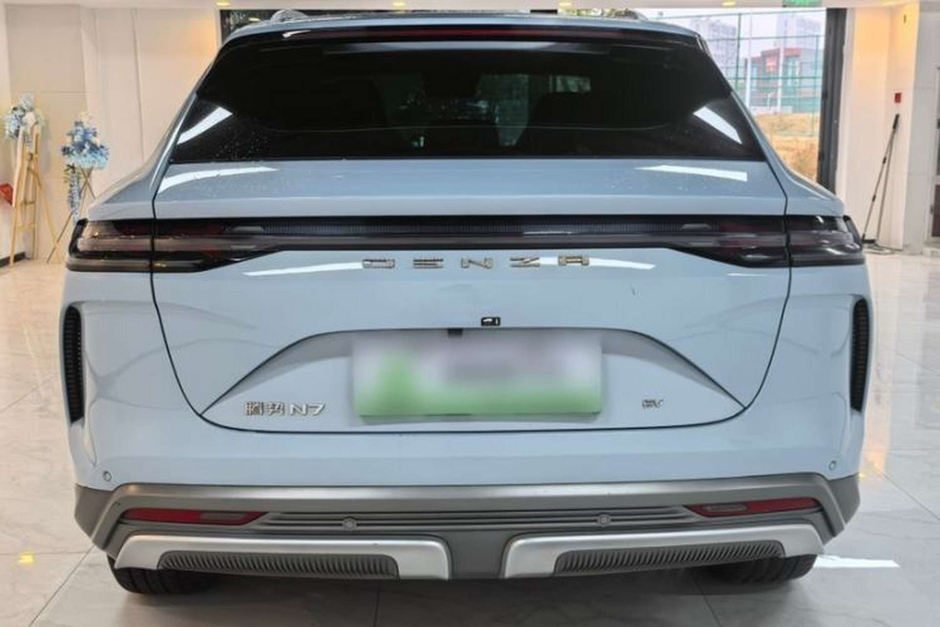 Used Denza N7 2023 with Ultra-Long Range Exterior 4