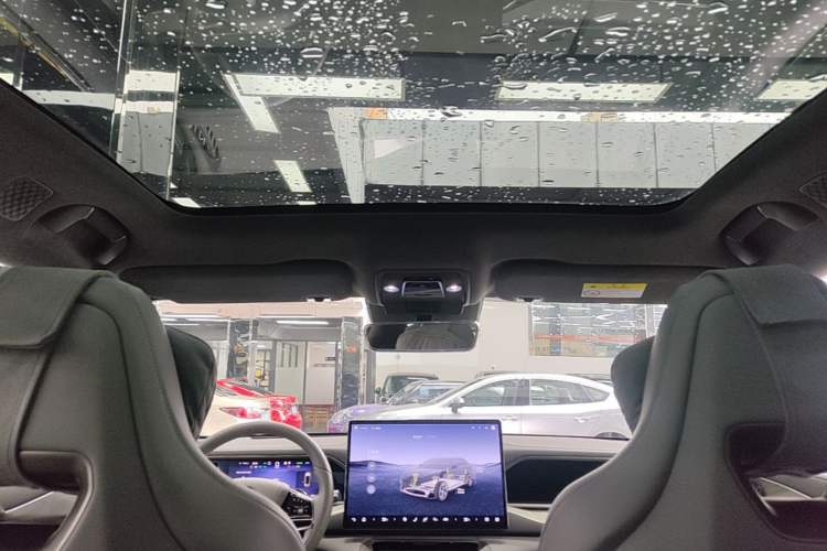 Used Denza N7 2023 Long-Range Performance Edition Headliner