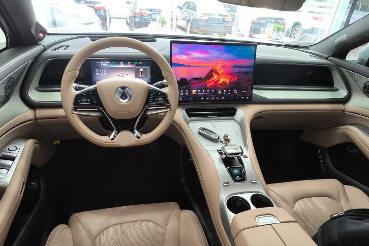 Used Denza N7 2023 Long-Range Performance Max Edition Interior 2