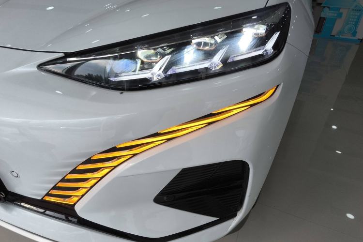 Used Denza N7 2023 Long-Range Performance Max Edition Left Front Headlight