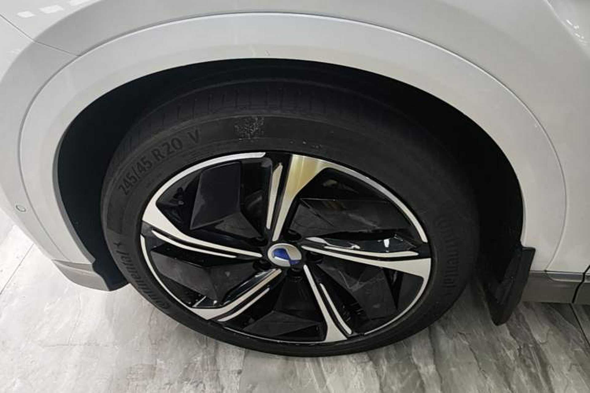 Used Denza N7 2023 Long-Range Performance Edition Left Front Wheel Hub