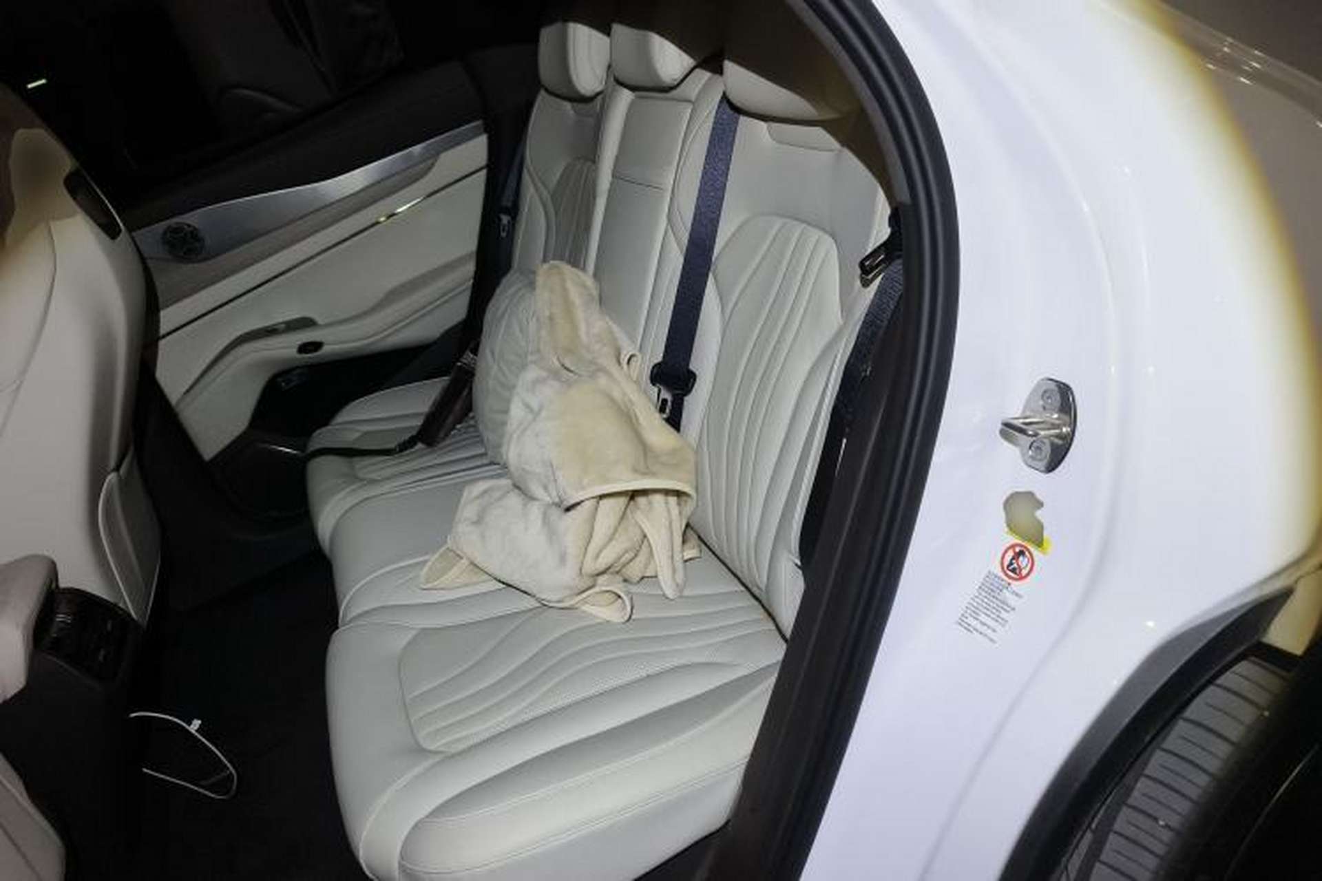Used Denza N7 2023 Long-Range Performance Max Edition Left Rear Seat