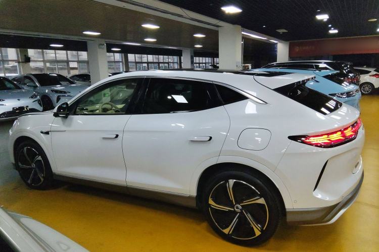Used Denza N7 2023 Long-Range Performance Edition Left Side