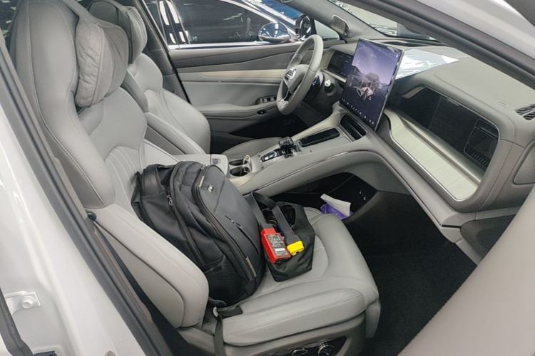 Used Denza N7 2023 Long-Range Performance Edition Right Front Seat