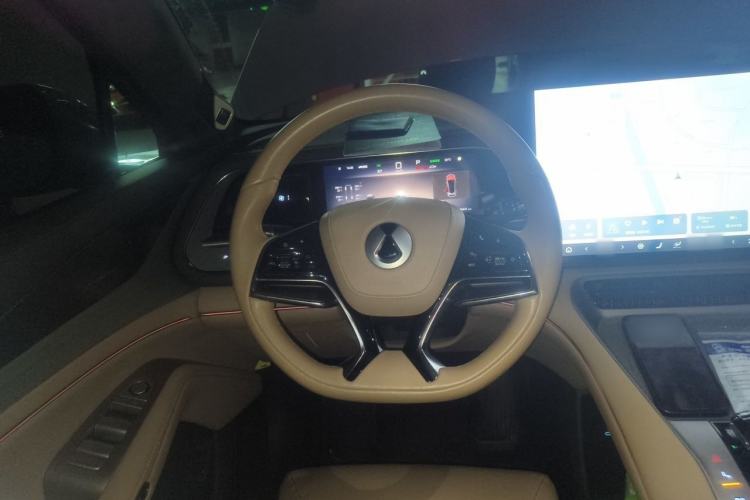 Used Denza N7 2023 Long-Range Performance Max Edition Steering Wheel