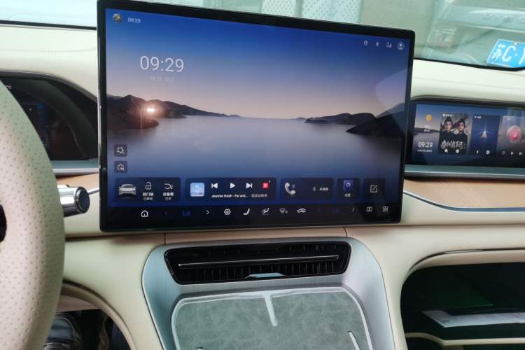 Used Denza N7 2023 with Ultra-Long Range Audio And AC Panel