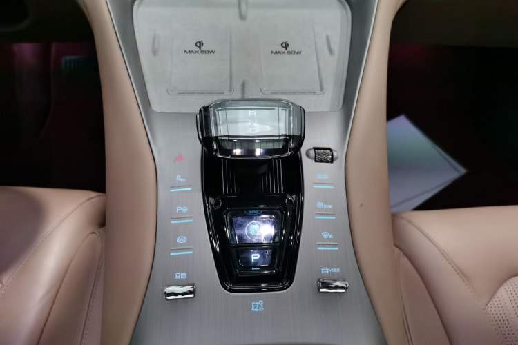 Used Denza N7 2023 with Ultra-Long Range Gear Lever