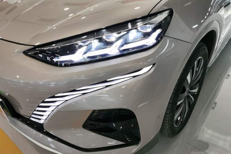 Used Denza N7 2023 with Ultra-Long Range Left Front Headlight