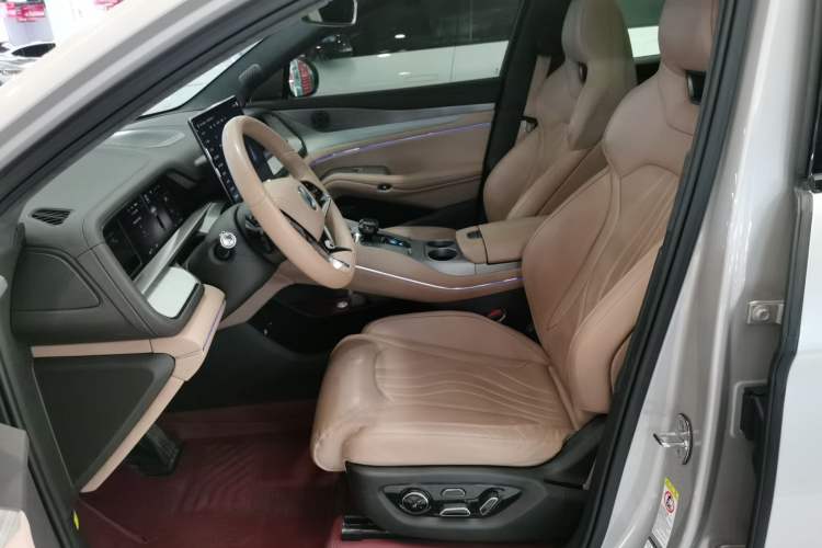 Used Denza N7 2023 with Ultra-Long Range Left Front Seat