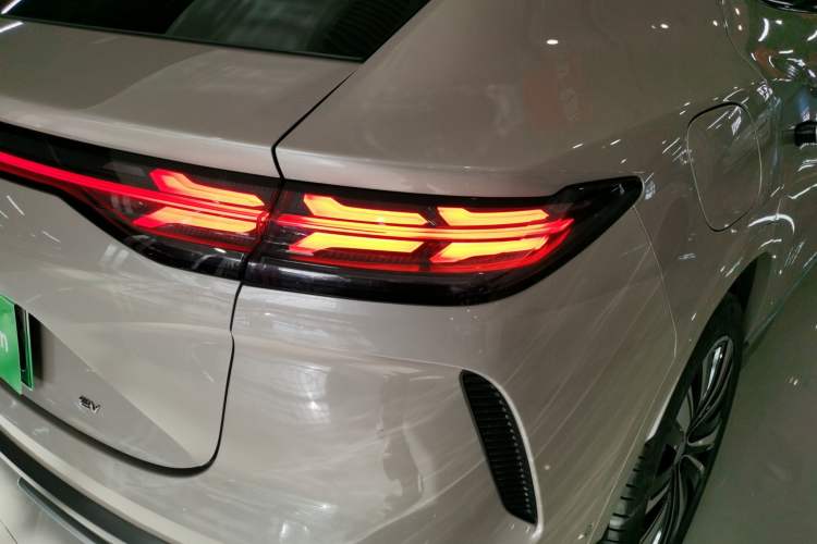 Used Denza N7 2023 with Ultra-Long Range Right Rear Taillight
