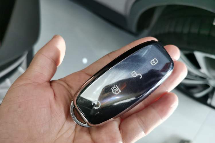Used Denza N7 2023 with Ultra-Long Range Vehicle Key