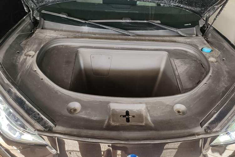 Used Denza N7 2024 702 Smart Drive Pro Edition Engine Bay