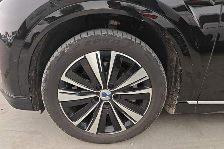 Used Denza N7 2024 702 Smart Drive Pro Edition Left Front Wheel Hub