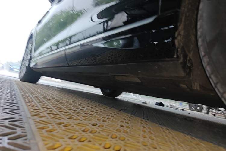 Used Denza N7 2024 702 Smart Drive Pro Edition Left Side Sill