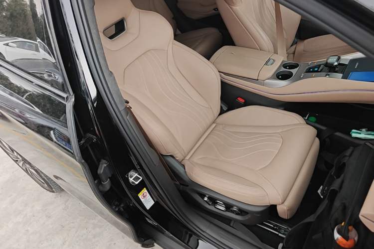 Used Denza N7 2024 702 Smart Drive Pro Edition Right Front Seat
