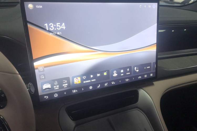 Used Denza N7 2024 630 All-Wheel Drive Intelligent Driving Max Edition Audio And AC Panel