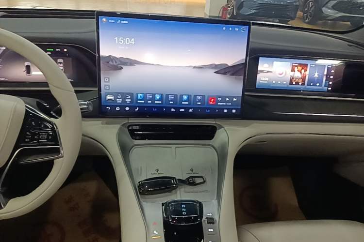 Used Denza N7 2024 630 All-Wheel Drive Intelligent Driving Max Edition Audio And AC Panel