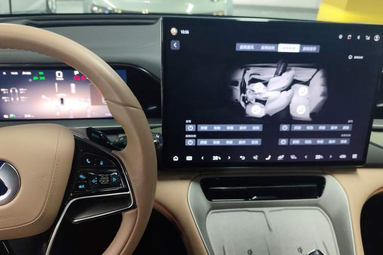 Used Denza N7 2024 630 All-Wheel Drive Intelligent Driving Max Edition Audio And AC Panel