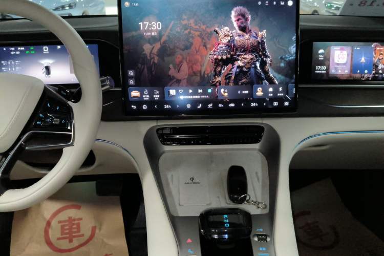 Used Denza N7 2024 630 All-Wheel Drive Intelligent Driving Ultra Version Audio And AC Panel