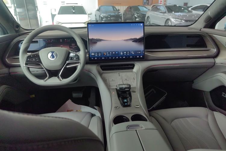 Used Denza N7 2024 630 All-Wheel Drive Intelligent Driving Max Edition Center Console