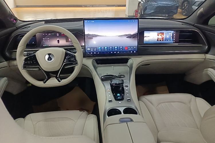Used Denza N7 2024 630 All-Wheel Drive Intelligent Driving Max Edition Center Console