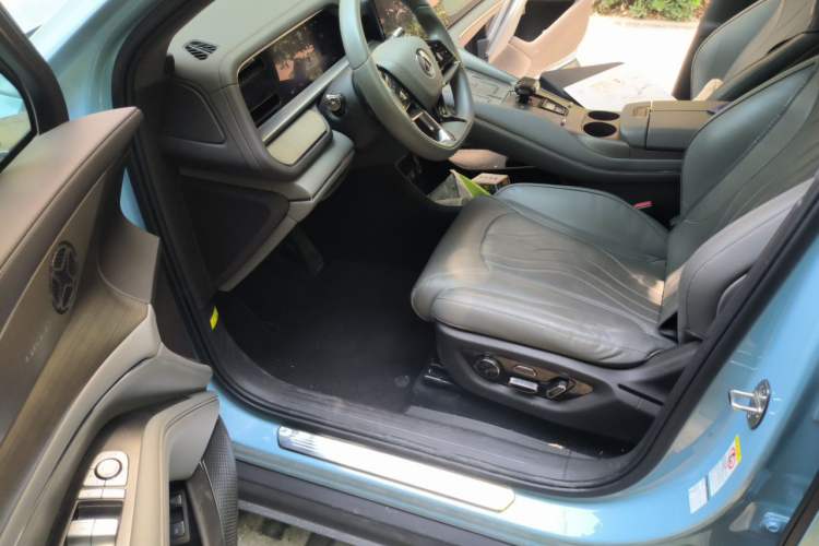 Used Denza N7 2024 550 Intelligent Driving Pro Edition Driver Seat