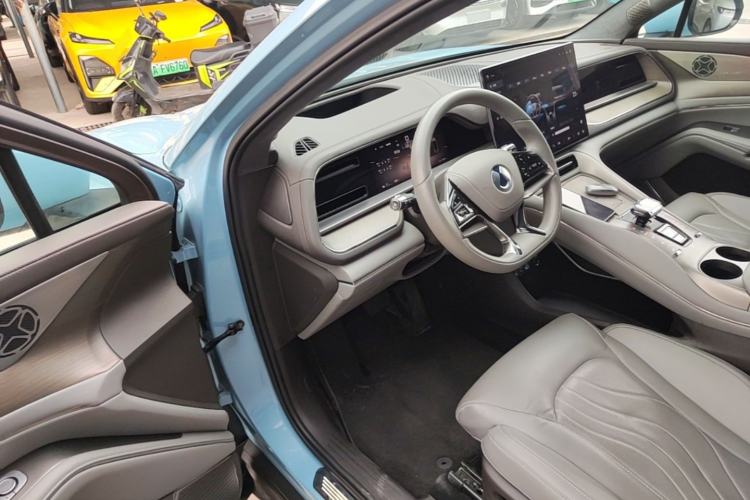 Used Denza N7 2024 630 All-Wheel Drive Intelligent Driving Ultra Version Driver Seat