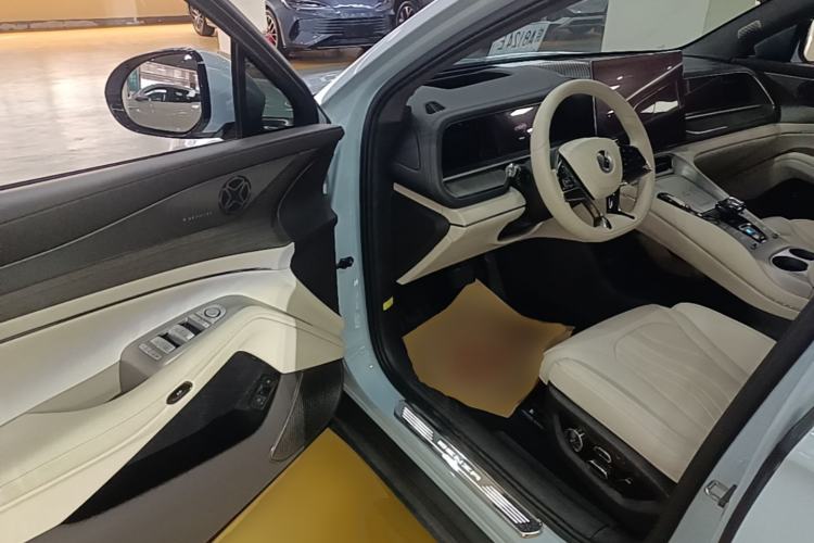 Used Denza N7 2024 630 All-Wheel Drive Intelligent Driving Max Edition Driver Seat