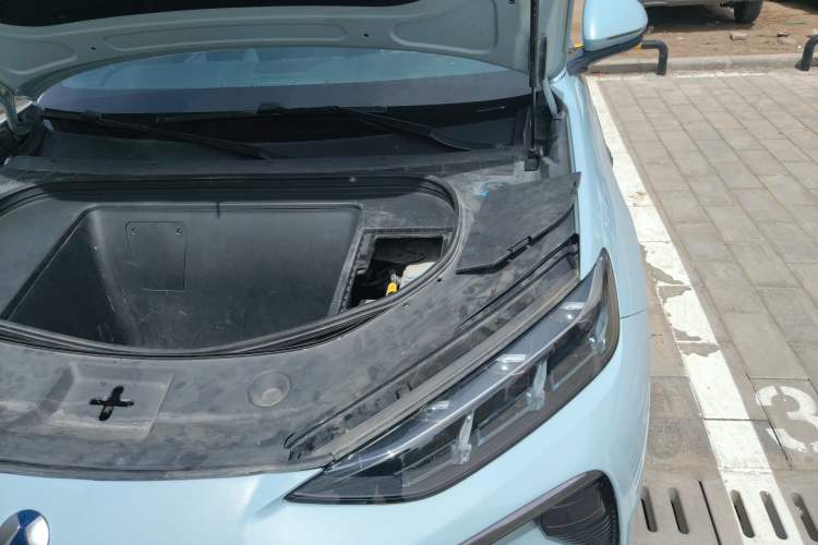 Used Denza N7 2024 702 Smart Drive Pro Edition Engine Bay Left