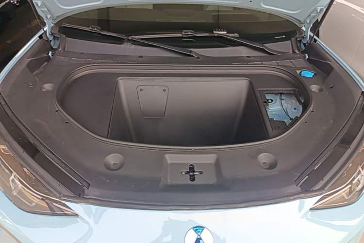 Used Denza N7 2024 630 All-Wheel Drive Intelligent Driving Max Edition Engine Bay