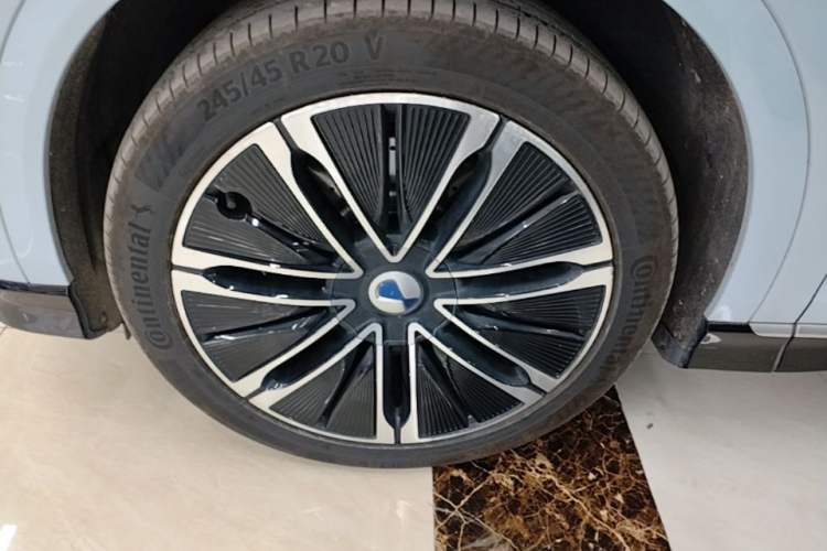 Used Denza N7 2024 630 All-Wheel Drive Intelligent Driving Max Edition Exterior 4