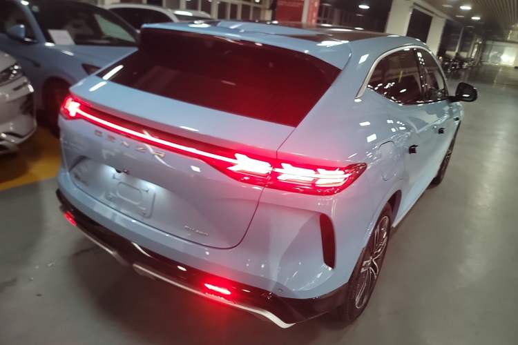 Used Denza N7 2024 630 All-Wheel Drive Intelligent Driving Max Edition Exterior 5